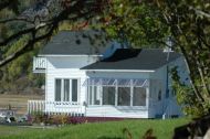 Chalet Tout Vitr� En Bordure Du Fleuve - St-Joseph-de-la-Rive
